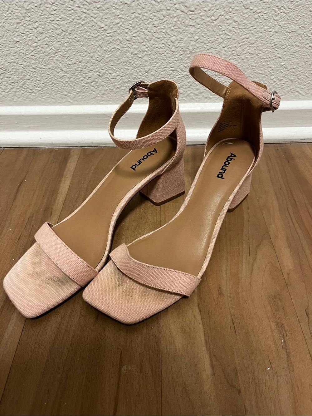 Abound Light Pink Sparkly Block Heel, Size 9